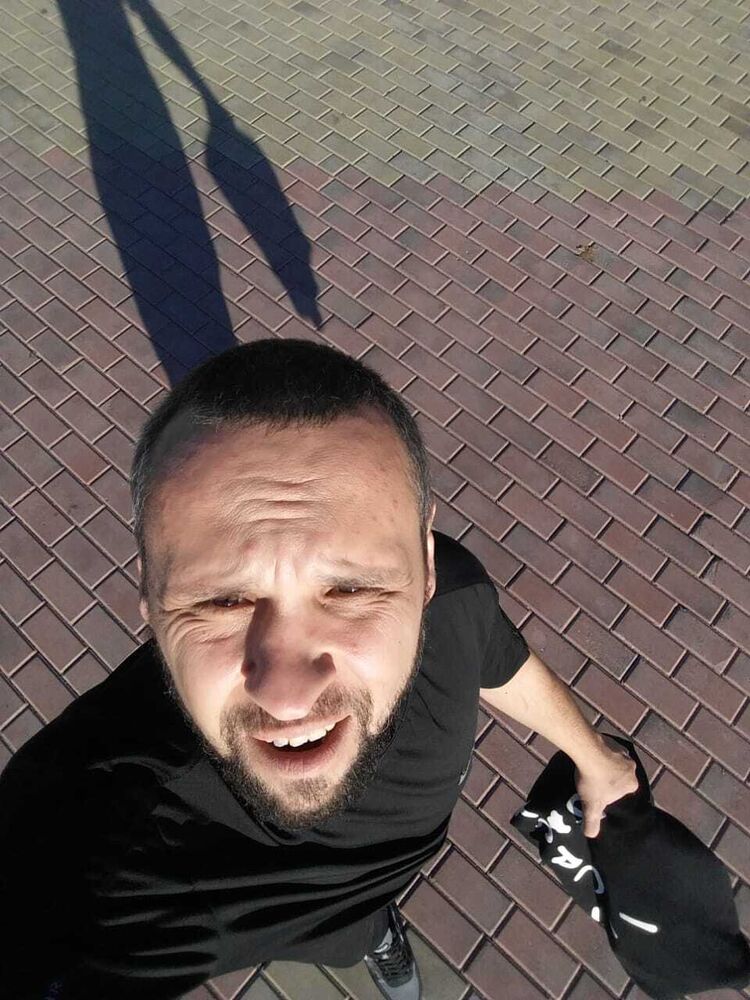  40767004  , 37 ,    -