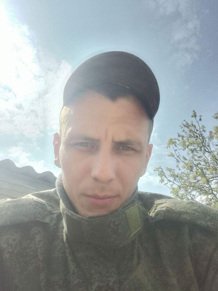  49215524  , 35 ,    