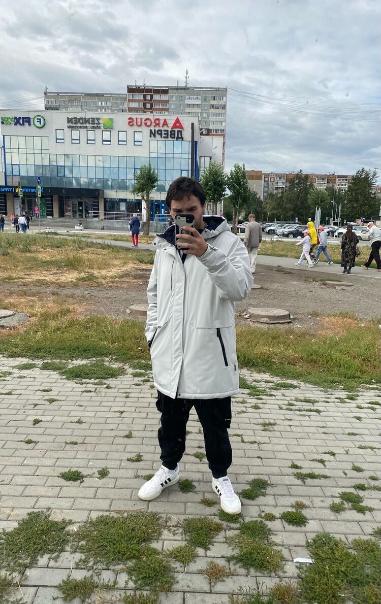  30653724  , 23 ,    