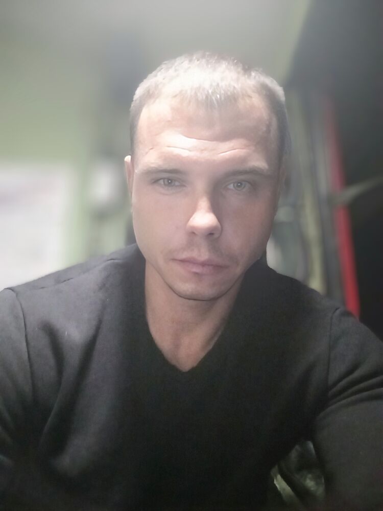  ,   Grigory, 32 ,   