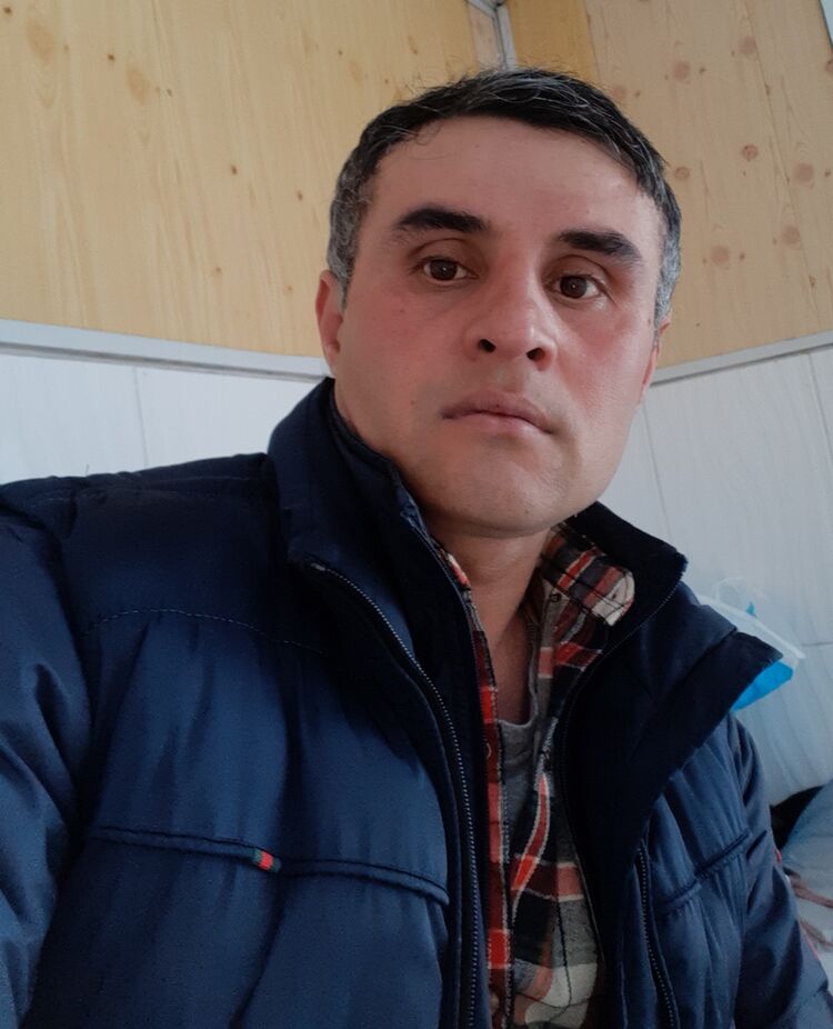  ,   Akbar, 46 ,   ,   