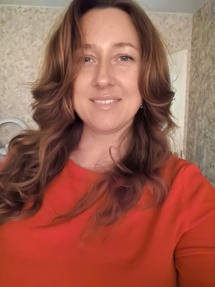  52744134  Anna, 40 ,    