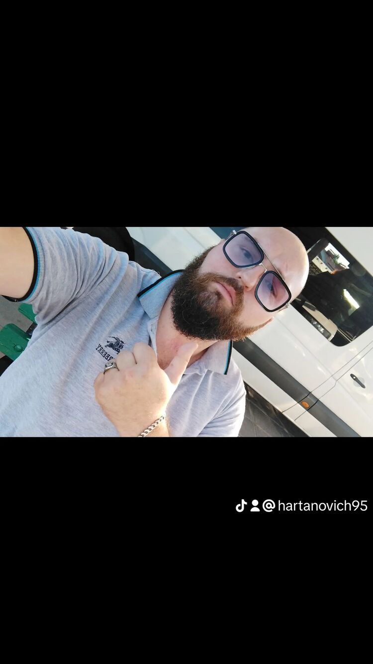  46889094  Alexey, 29 ,    