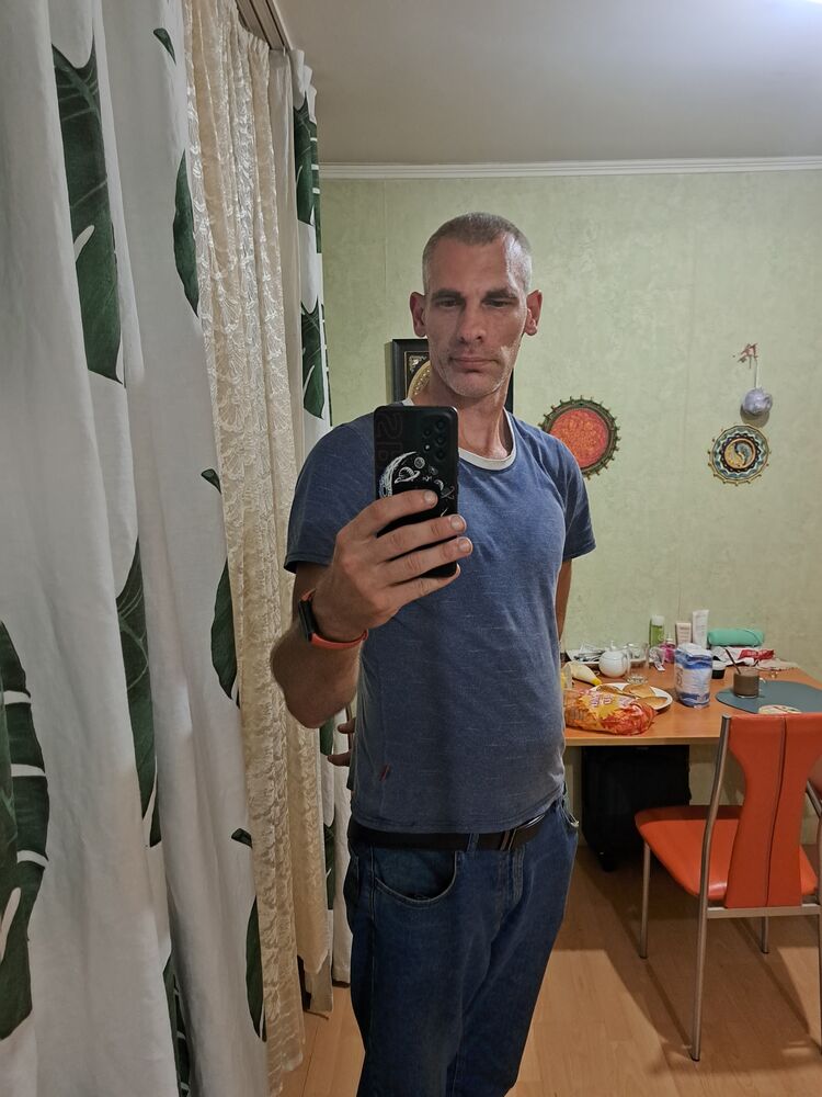  48331624  , 43 ,    