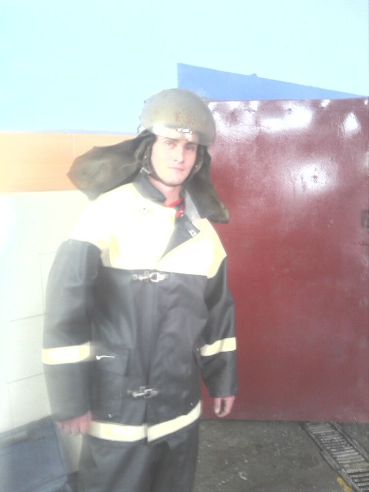  ,   Aleksei, 35 ,   ,   , c 