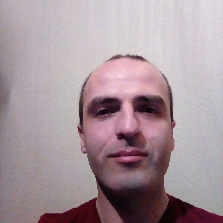  47169734  Alexander, 42 ,    