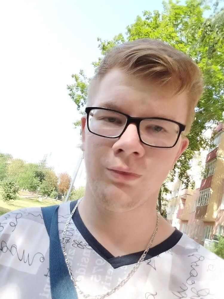  44385934  , 21 ,    