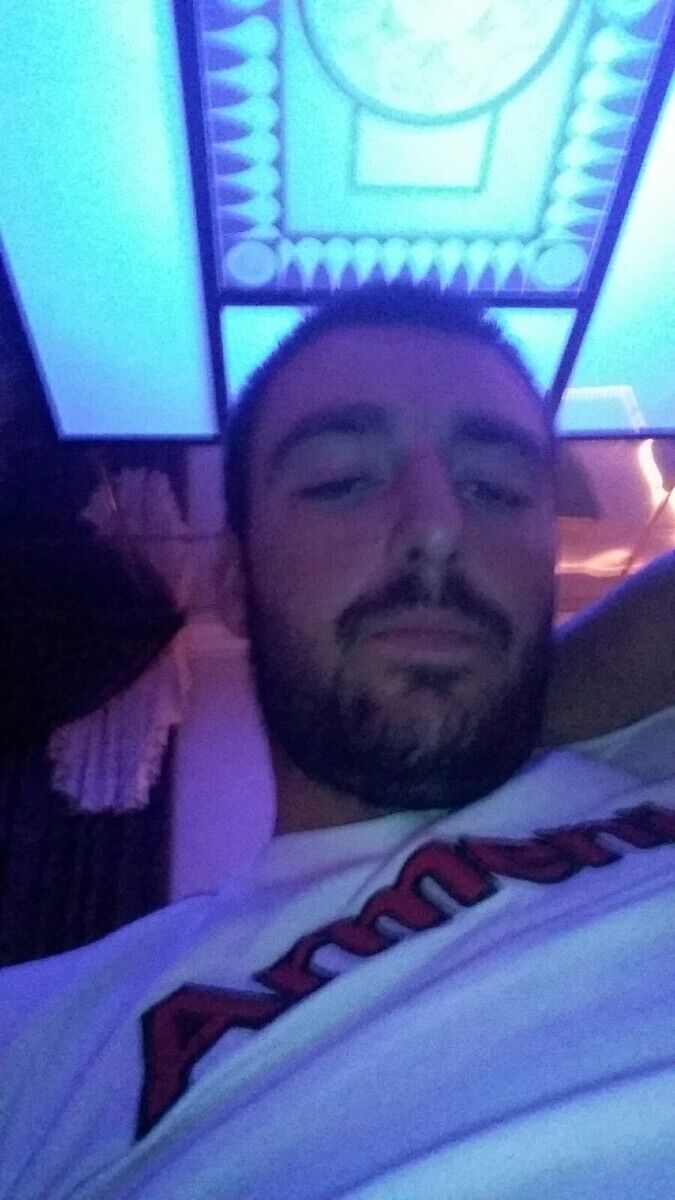 22410294  ALEX, 35 ,    
