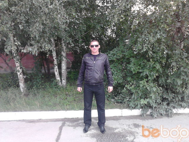  1228984  Timur, 41 ,    