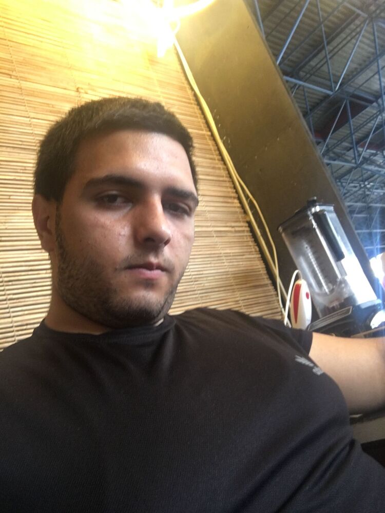  ,   Gevorg, 21 ,   ,   , c , 