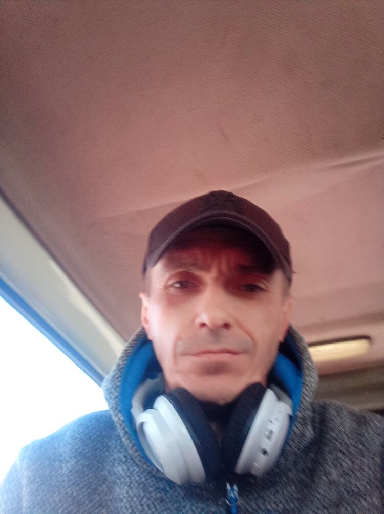  42204684  , 43 ,    