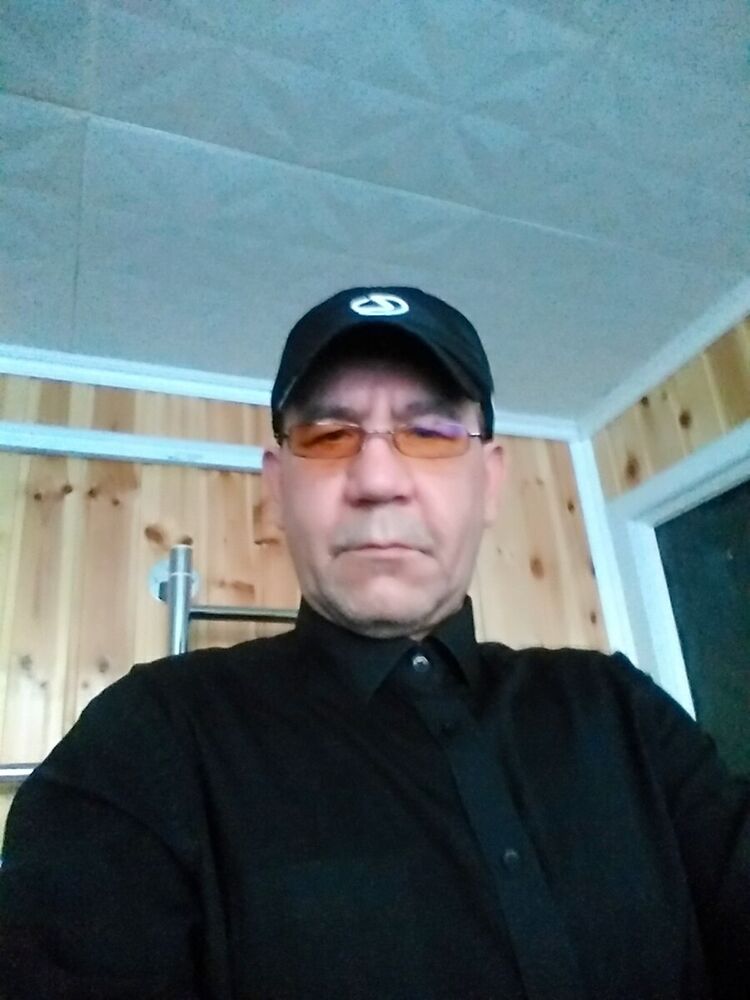  22428794  , 52 ,    