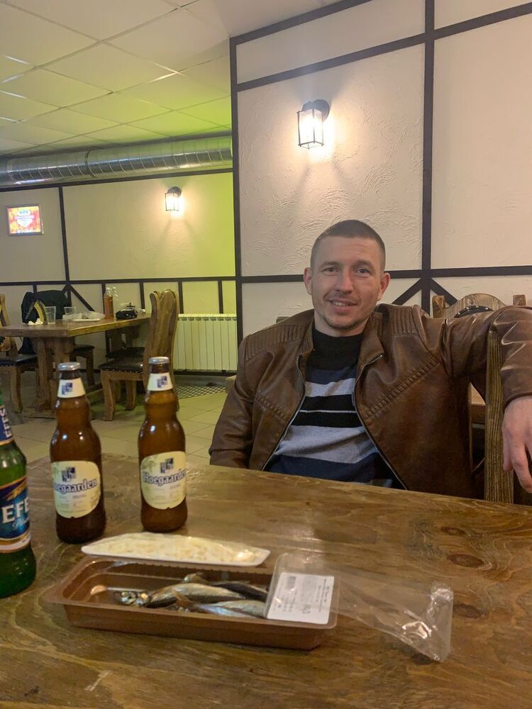  31064784  Vyacheslav, 36 ,    