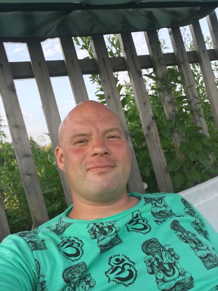  ,   Pavel, 43 ,     , c 