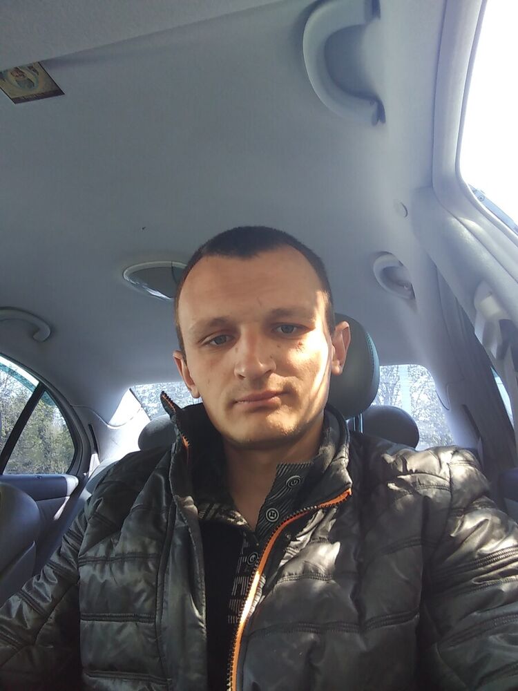  21261984  Fedor, 34 ,    