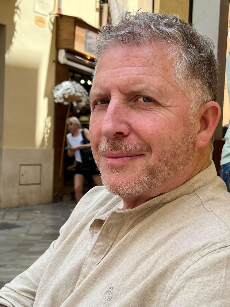  Frankfurt am Main,   Bernard, 56 ,   ,   