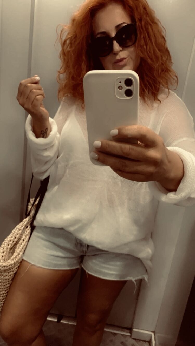  52931724  Lyudmi, 49 ,    