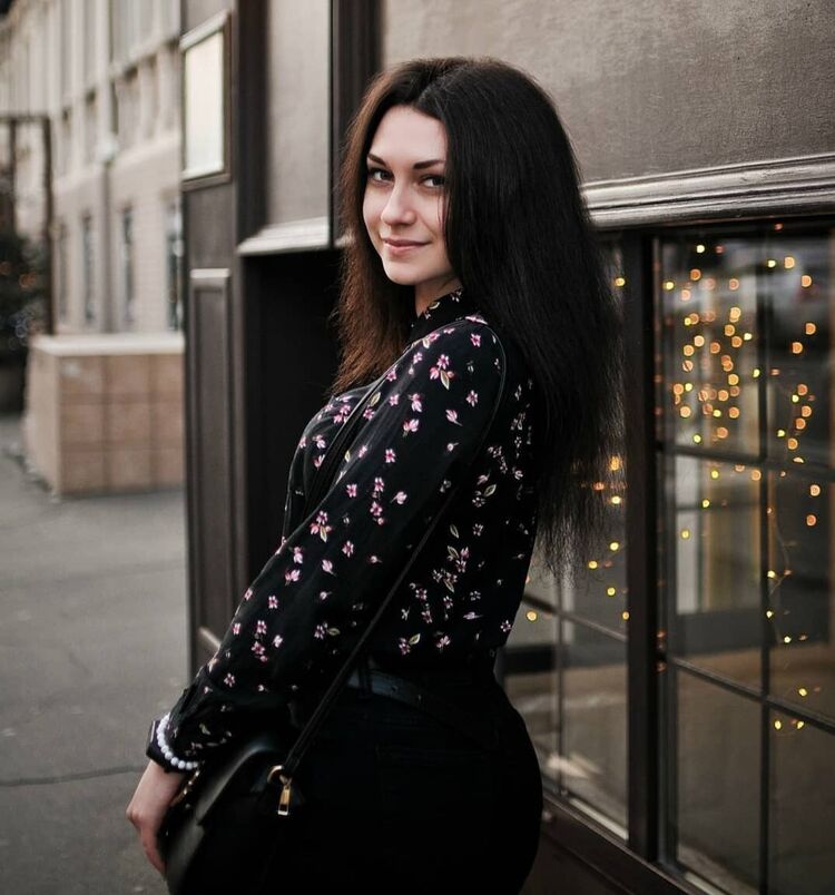  27531144  Diana, 23 ,    