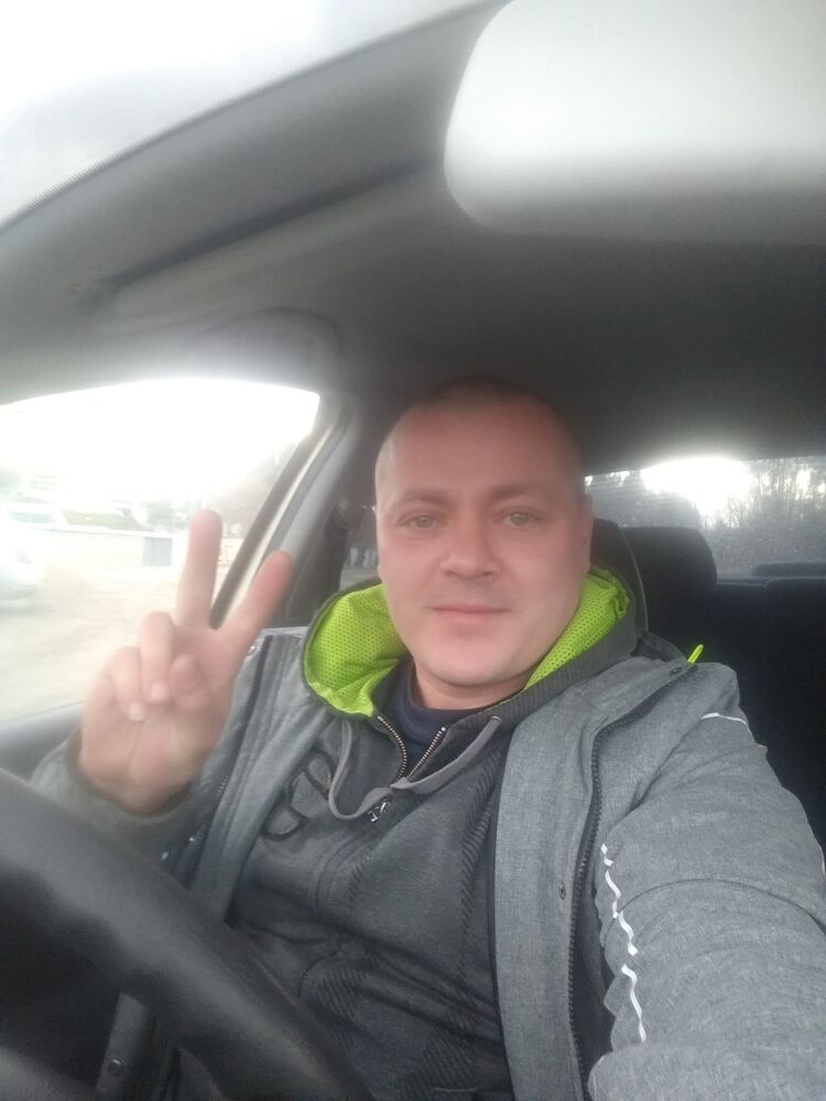  24941484  , 39 ,    