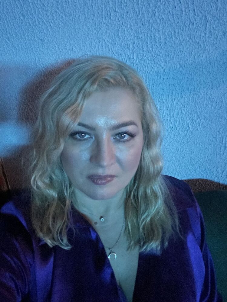  -,   , 42 ,     , c 