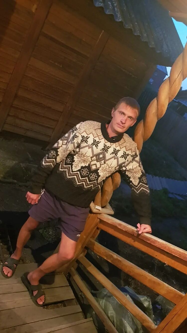  42789444  , 34 ,    