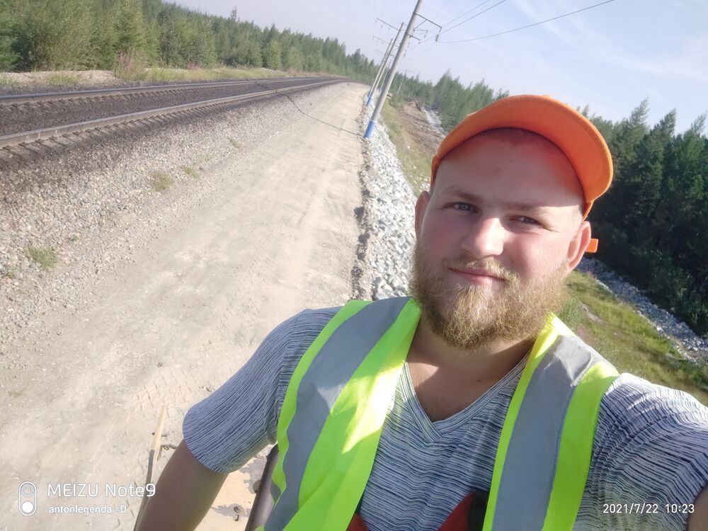  ,   Anton, 25 ,   ,   , c , 