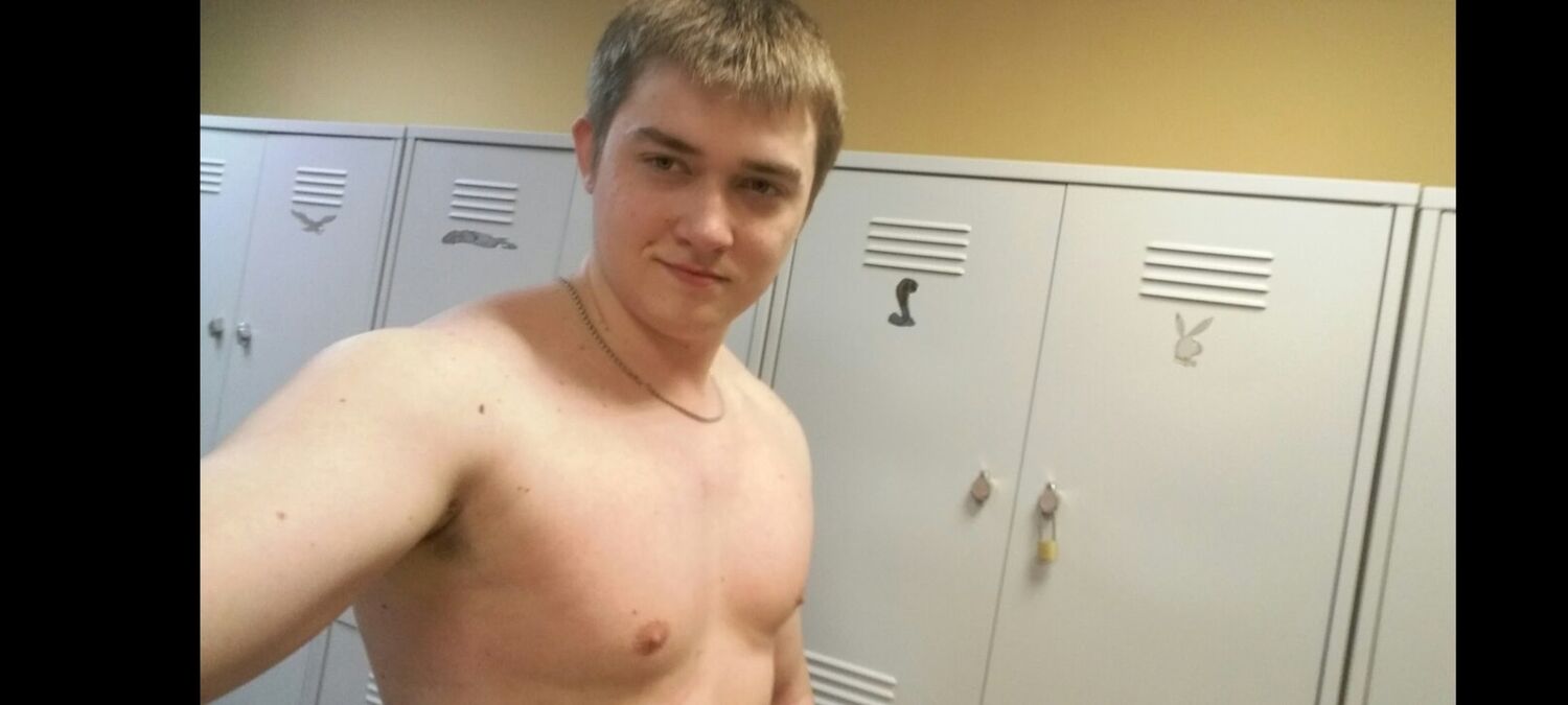  26631304  Maxim, 33 ,    