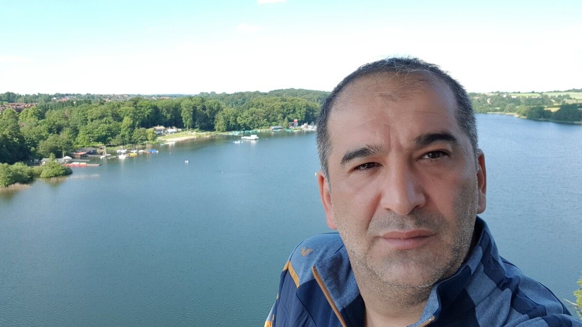  ,   Vuqar, 49 ,   ,   , c 