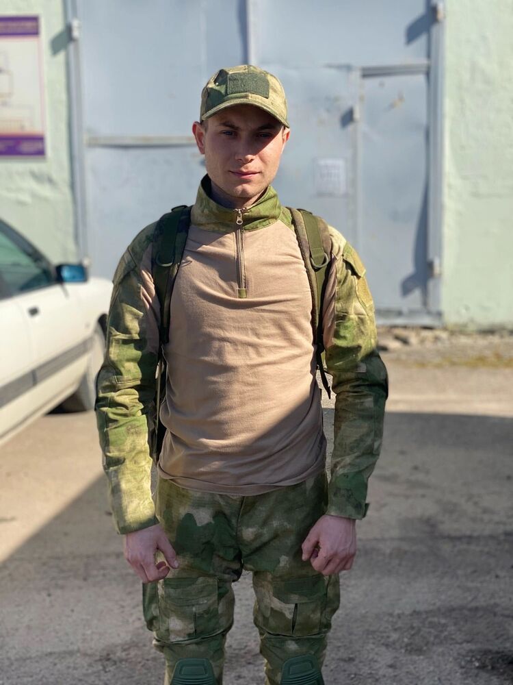  --,   Roman, 29 ,   ,   