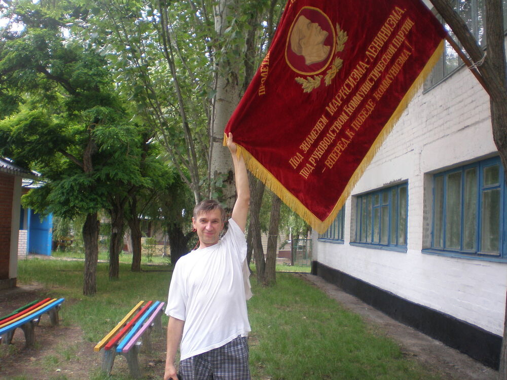  10225324  Valera, 61 ,    