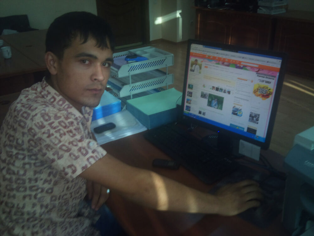  5085754  Doston, 32 ,    