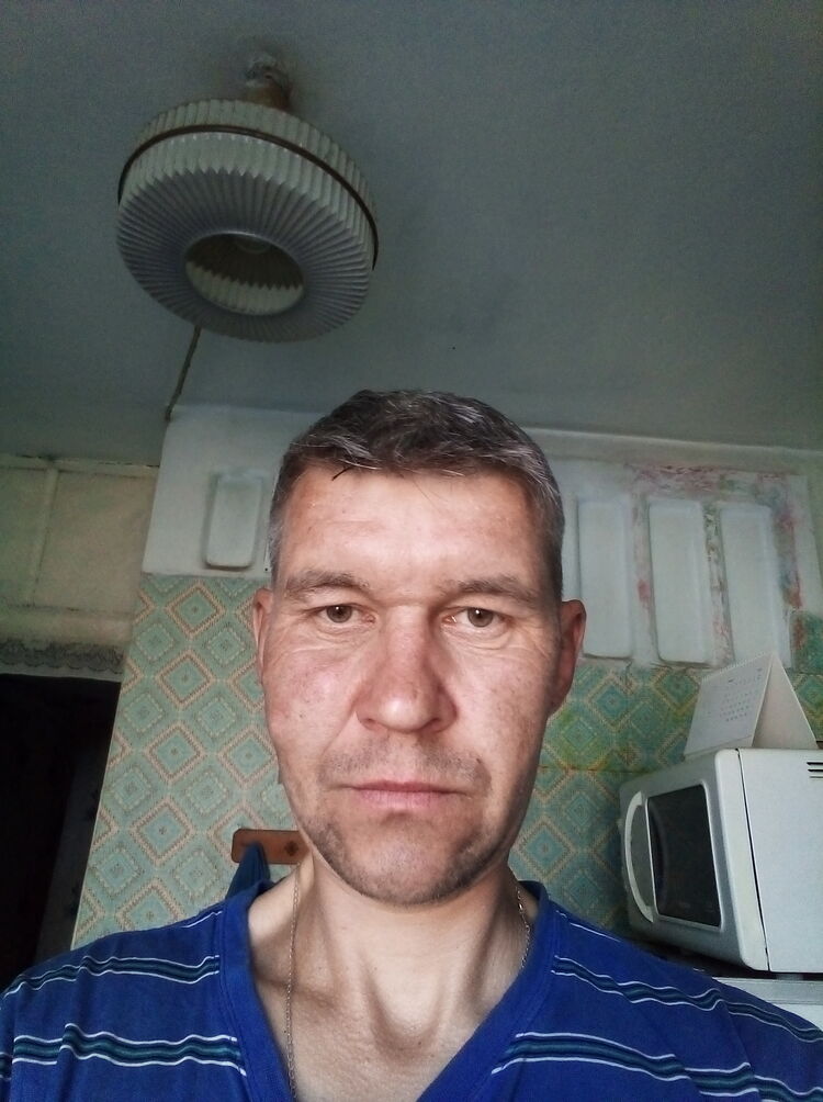  22828504  , 46 ,    