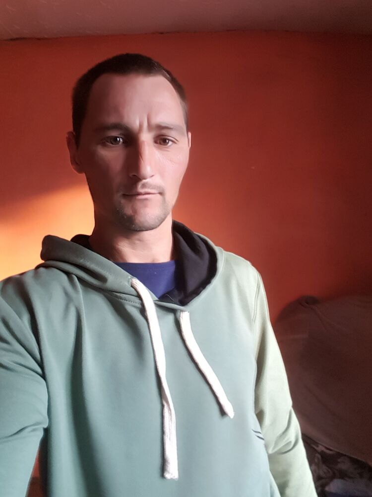  ,   Ը, 37 ,   ,   