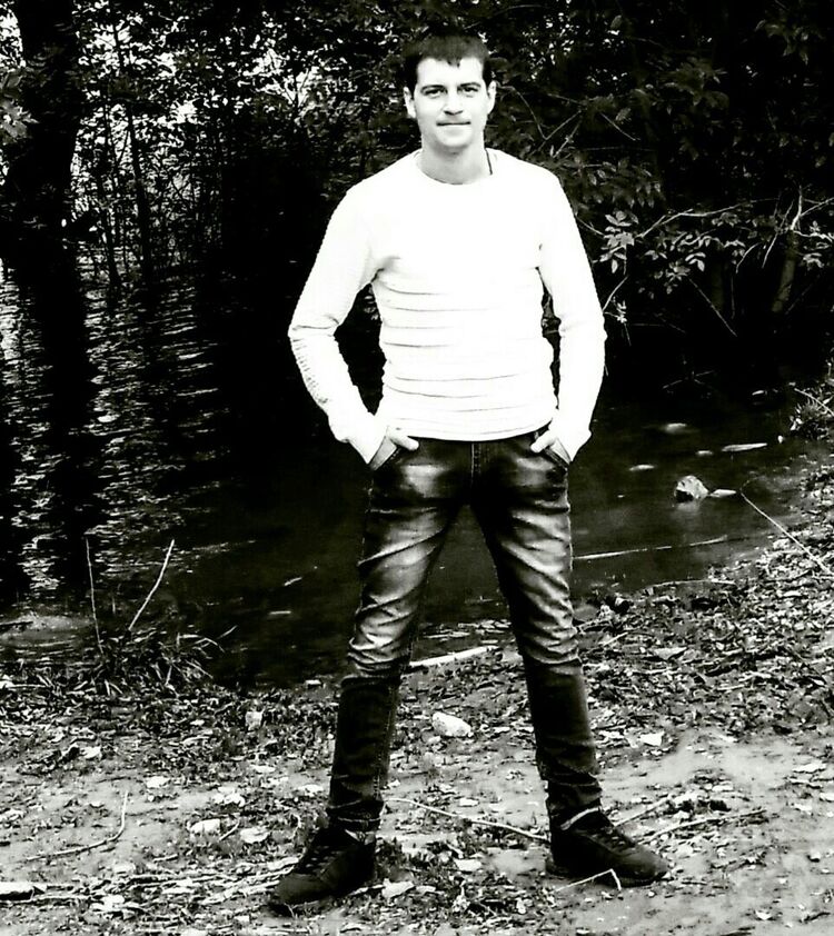  18537254  Sasha, 37 ,    