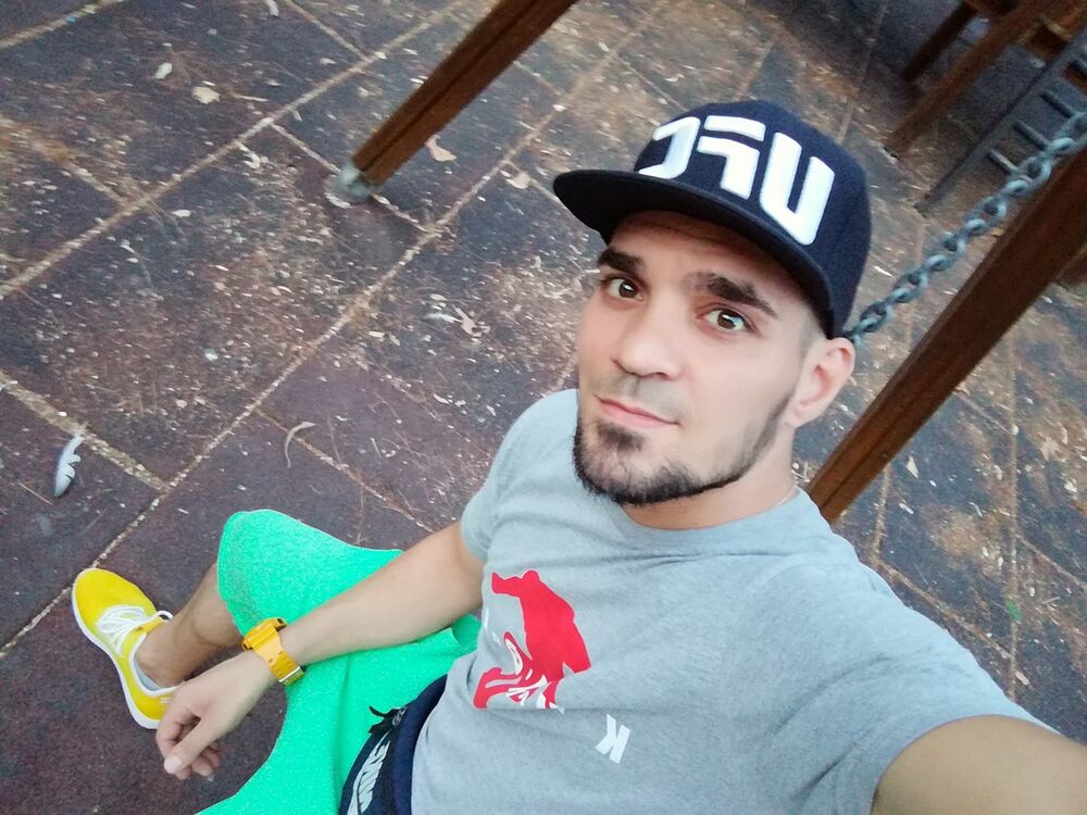  Rome,   Ruslan, 37 ,   ,   , c 