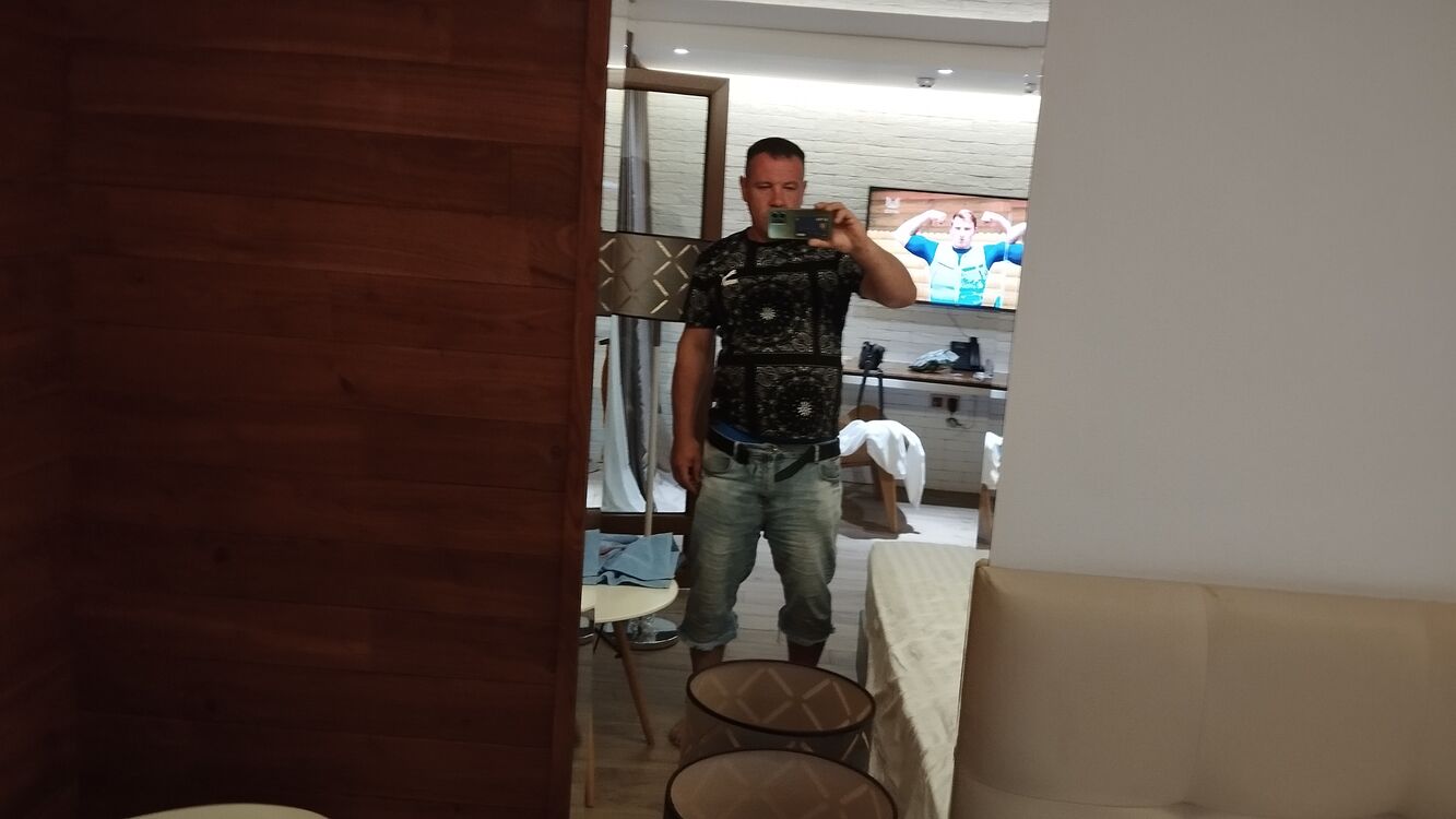  ,   Vadij, 39 ,   ,   