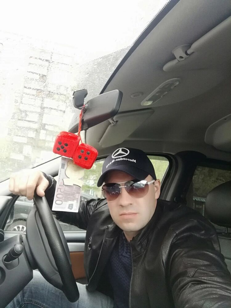  47071454  , 37 ,    