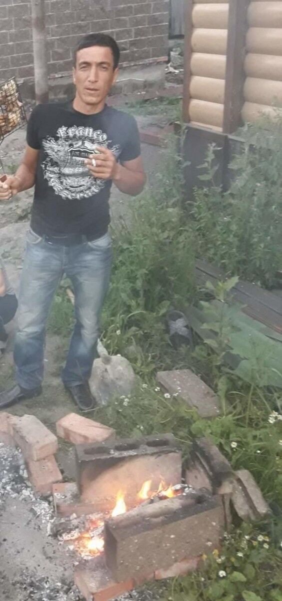  19567294  Olik, 38 ,    