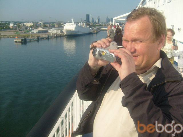  ,   Juri, 62 ,   