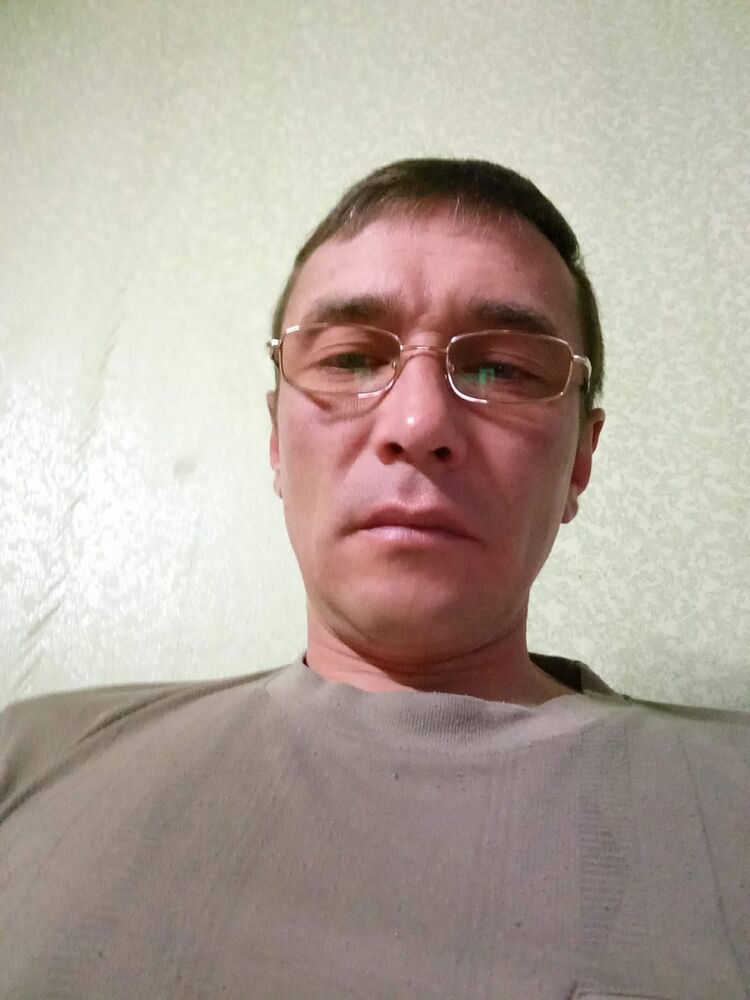  13399724  Aleksei, 48 ,    