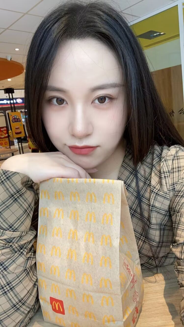 ���� 39846024 ������� Najiaka, 32 ����, ���� ���������� � ������