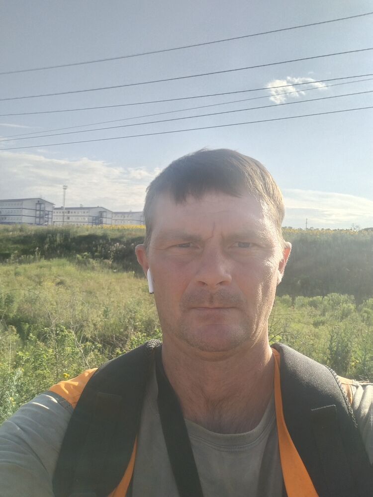  46351274  , 44 ,    