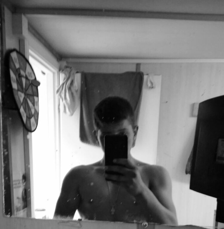 ���� 21022704 ����� ����, 25 ���, ���� ���������� � ������