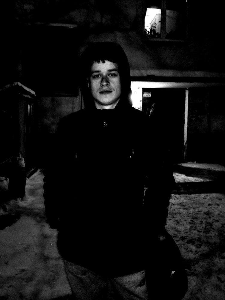  ,   Slava, 32 ,   ,   , c 