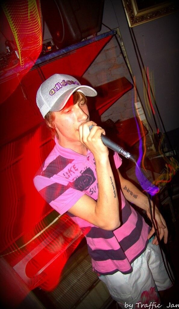  15439554  , 35 ,    -