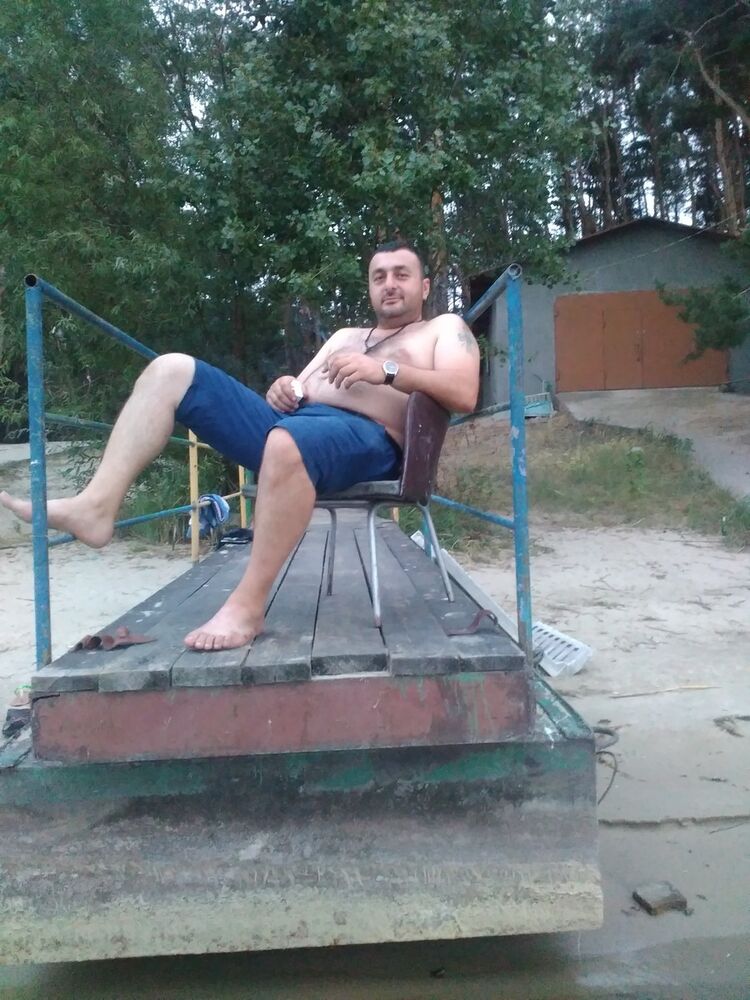  16684254  Vaxtang, 44 ,    