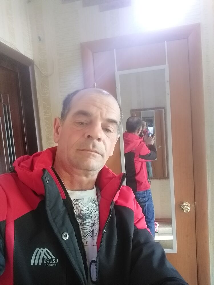  26339684  Dragan, 54 ,    