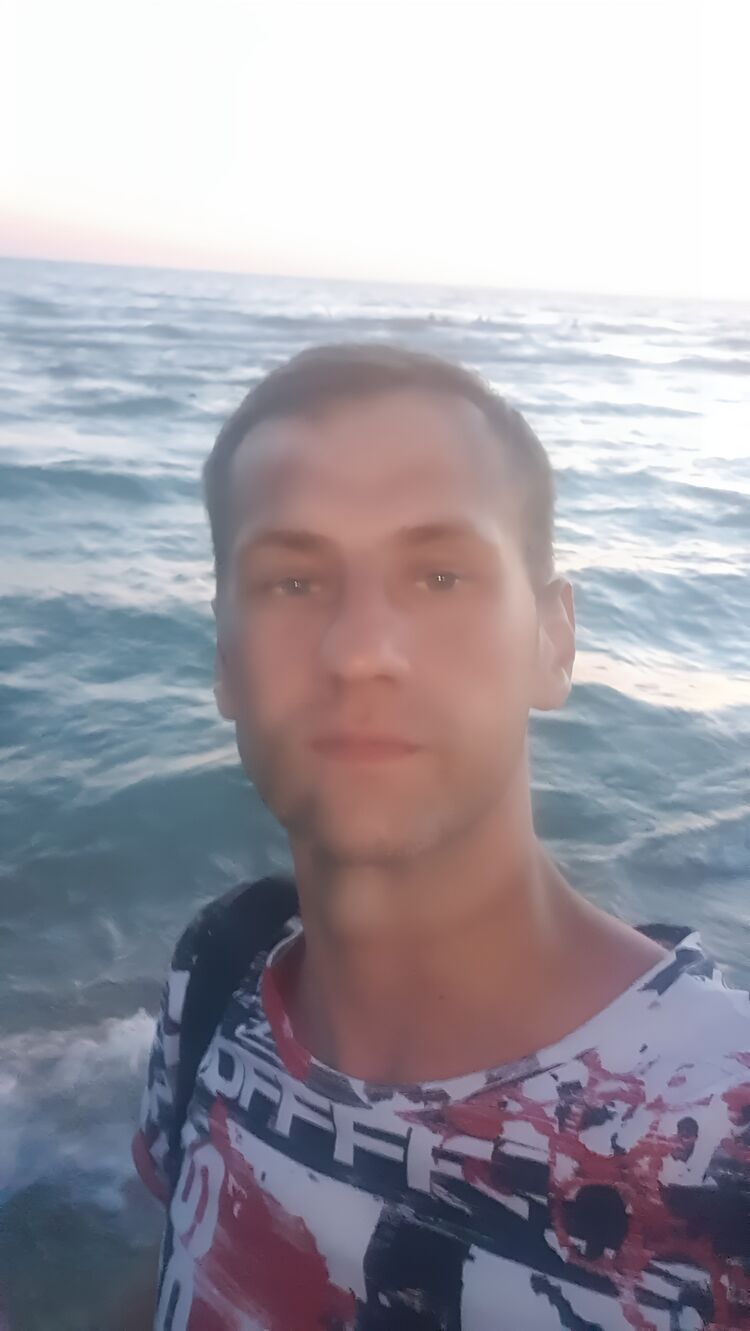  ,   Sergei, 36 ,   ,   