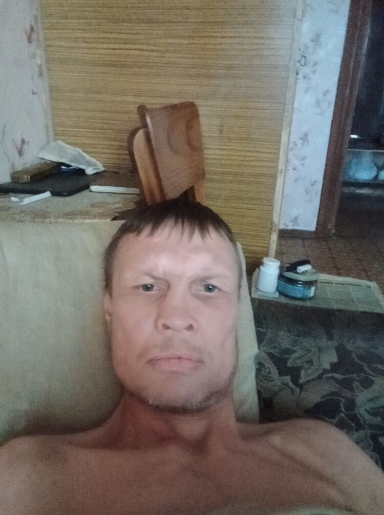 46760084  , 51 ,    