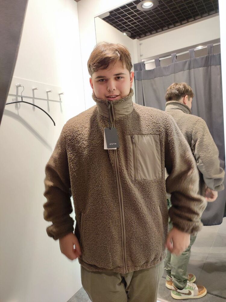  ,   Anton, 20 ,   ,   